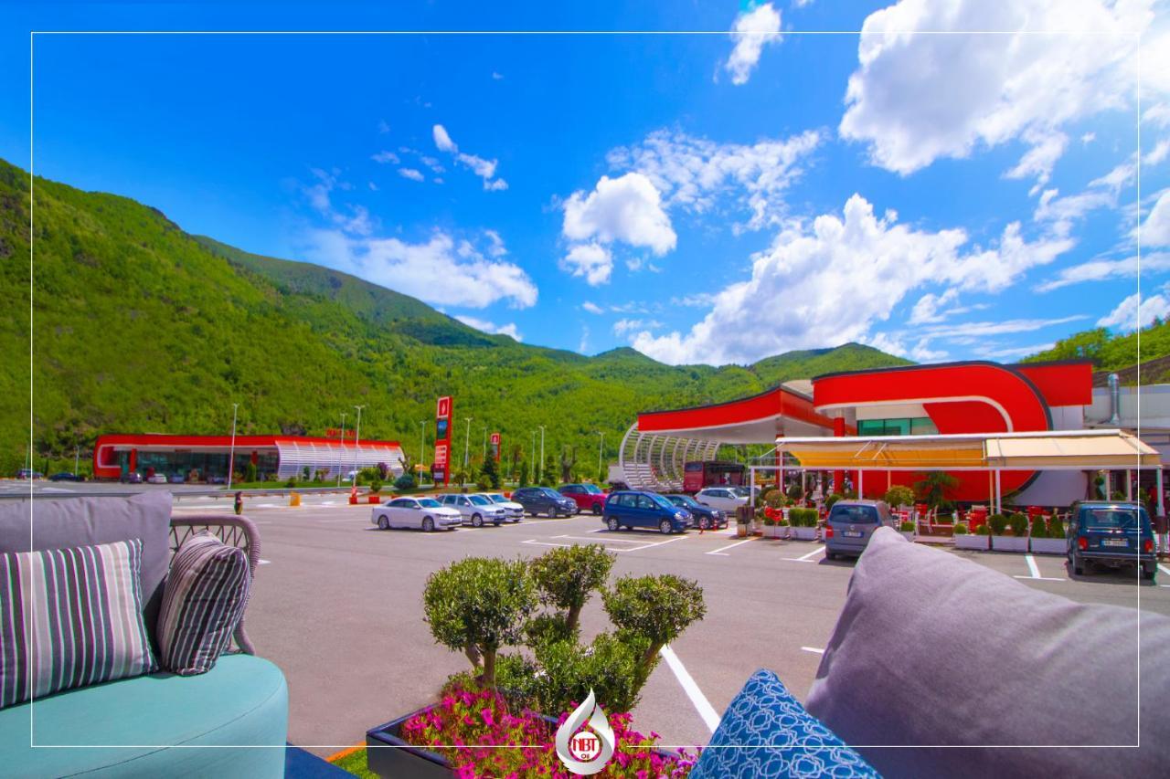 Nbt Hotel Reps Kukes Exterior foto